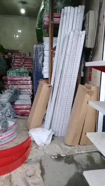 قفسه با متراژ بالا، پیچی، طوسی، سوپری|فروشگاه و مغازه|بروجن, |دیوار