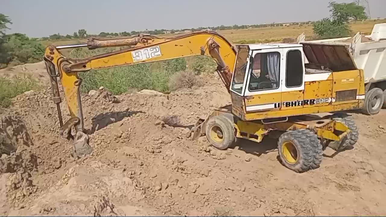 بیل میکانیکی لاستیکی|خودرو سنگین|تهران, باغ فردوس|دیوار