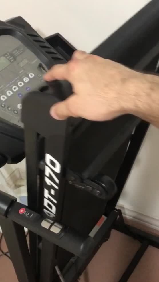 تردمیل تاشو خانگی|تجهیزات ورزشی|رشت, گلسار|دیوار