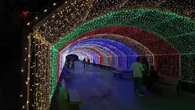 ریسه کریستالی در شیراز|ریسه و چراغ تزئینی|شیراز, فخرآباد (دروازه کازرون)|دیوار