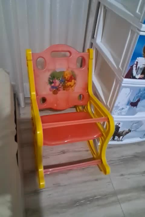 صندلی کودگ|صندلی و نیمکت|رشت, کوی حسینی|دیوار