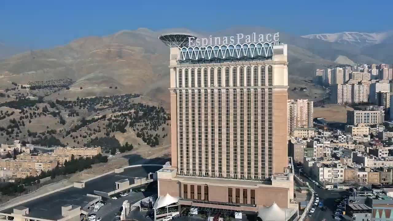 آفیش فیلمبردار عکاس هلیشات گیمبال فیلمبرداری عکاسی|خدمات پذیرایی، مراسم|تهران, فلسطین (میدان انقلاب)|دیوار