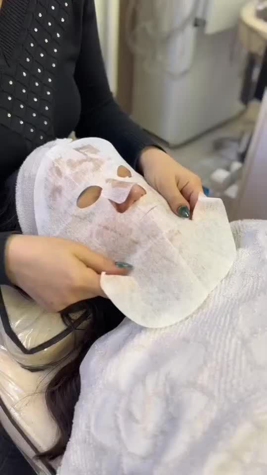 انجام خدمات پاکسازی و فیشیال تخصصی|خدمات آرایشگری و زیبایی|زرند, |دیوار