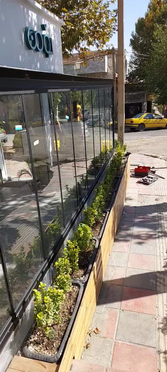 شیشه بالکنی(آکاردئونی) و اسالیدینگ|مصالح و تجهیزات ساختمان|سنندج, |دیوار