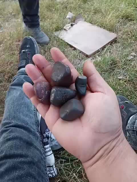 فروش  شهاب‌سنگ|کلکسیون اشیاء عتیقه|نکا, |دیوار