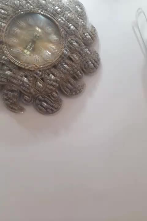 ساعت نگینی|ساعت|کاشان, کارگر|دیوار