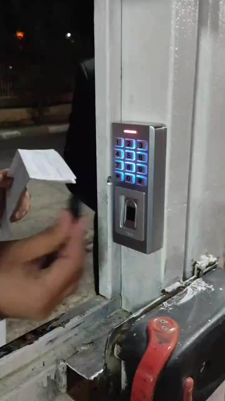 نصب قفل برقی و جک آرامبند تگ و ریموتی کردن آیفون|خدمات پیشه و مهارت|قم, باجک دو|دیوار