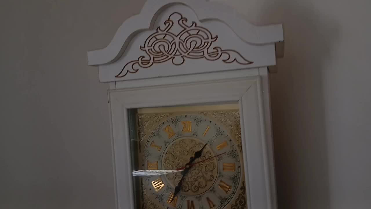 ساعت چوبی ایستاده شیک درحدنو|ساعت دیواری و تزئینی|بندر امام خمینی, |دیوار