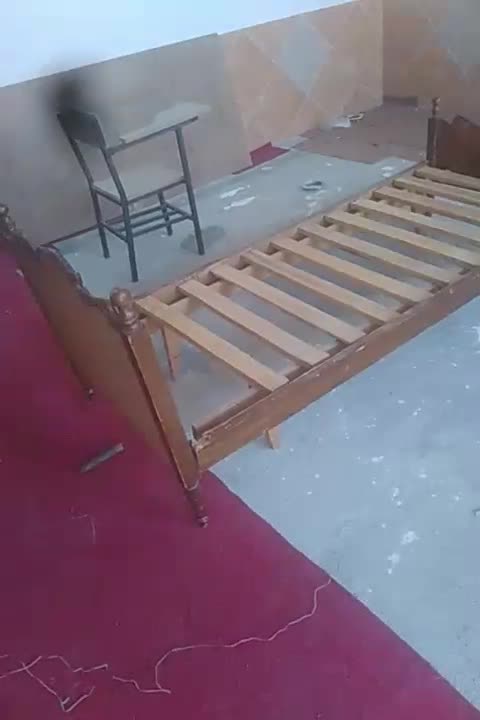 تخت خواب یک نفره|تخت و صندلی بچه|بروجن, |دیوار