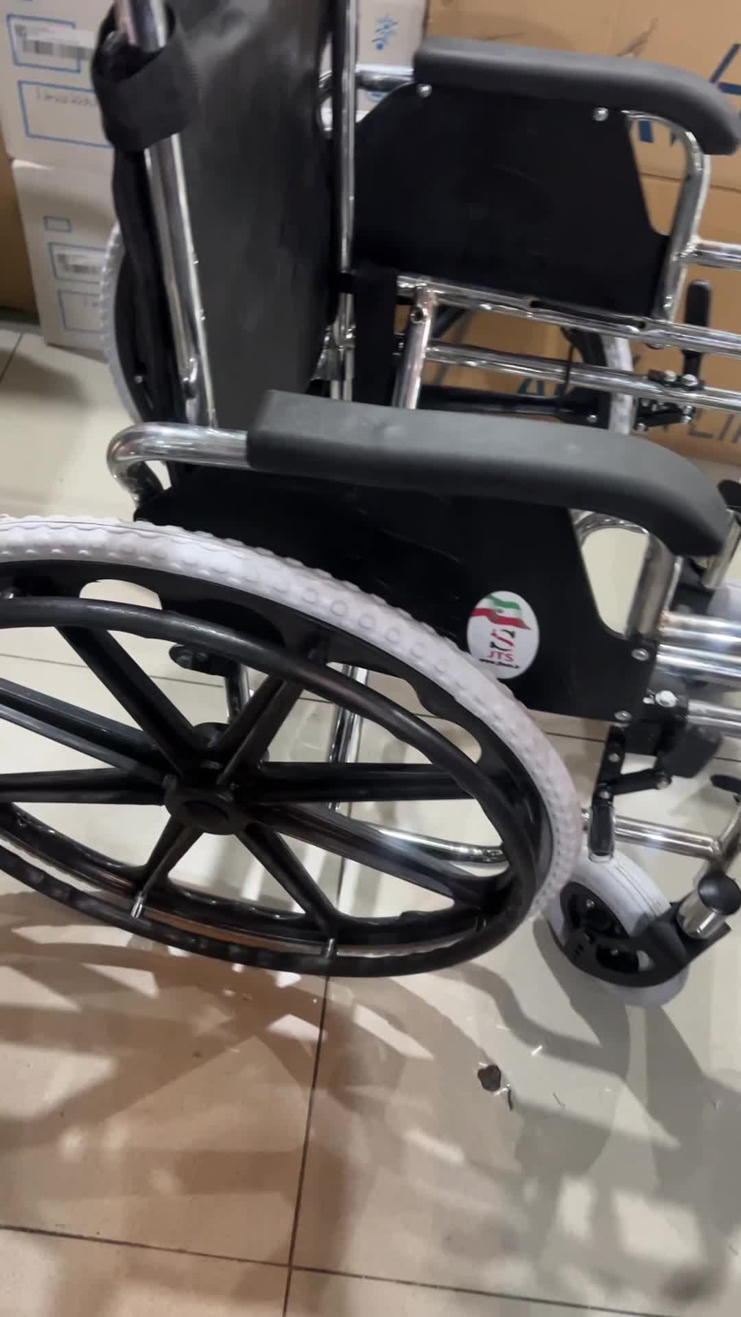 ویلچر حمامی چرخ کوچیک و تاشو|آرایشی، بهداشتی، درمانی|تهران, خرمشهر|دیوار