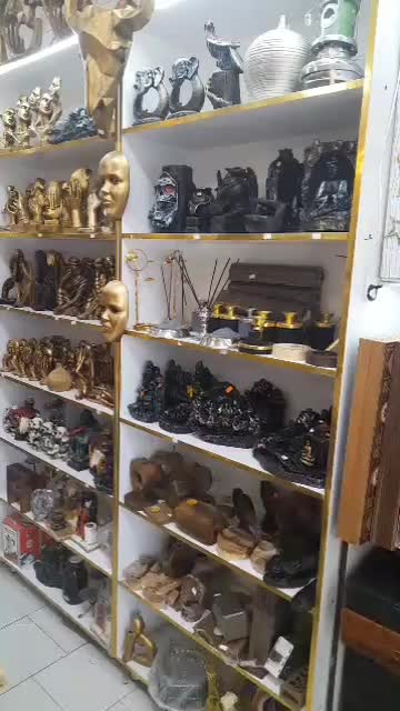 حراجی انواع مجسمه و اجناس دکوری کادویی|مجسمه، تندیس، ماکت|اصفهان, شهشهان|دیوار