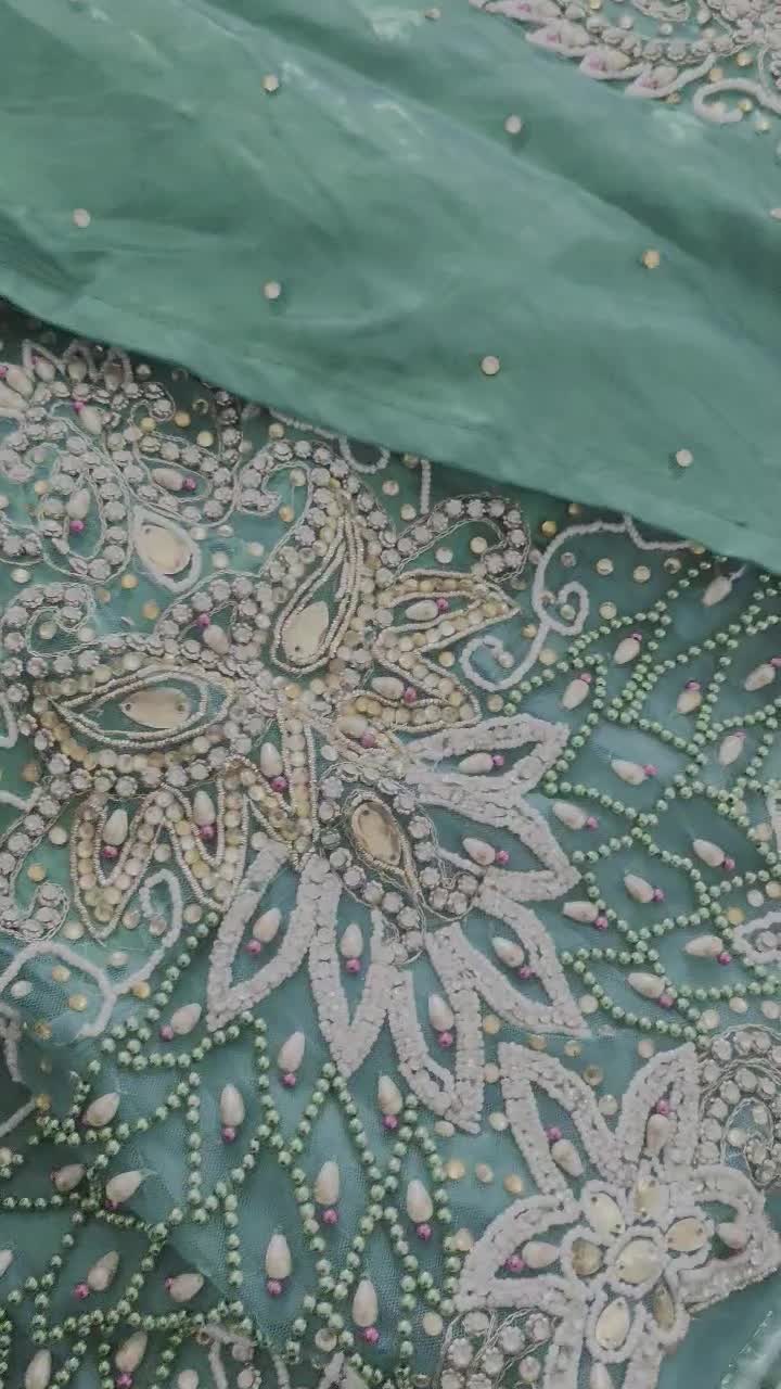 لباس|لباس|فیروزآباد (فارس), |دیوار