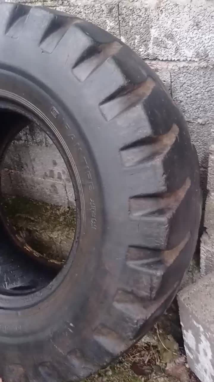 لاستیک لودر یا بیل بکهو یا گریدر ۱۷ نیم در حد|قطعات یدکی و لوازم جانبی|رشت, باهنر|دیوار