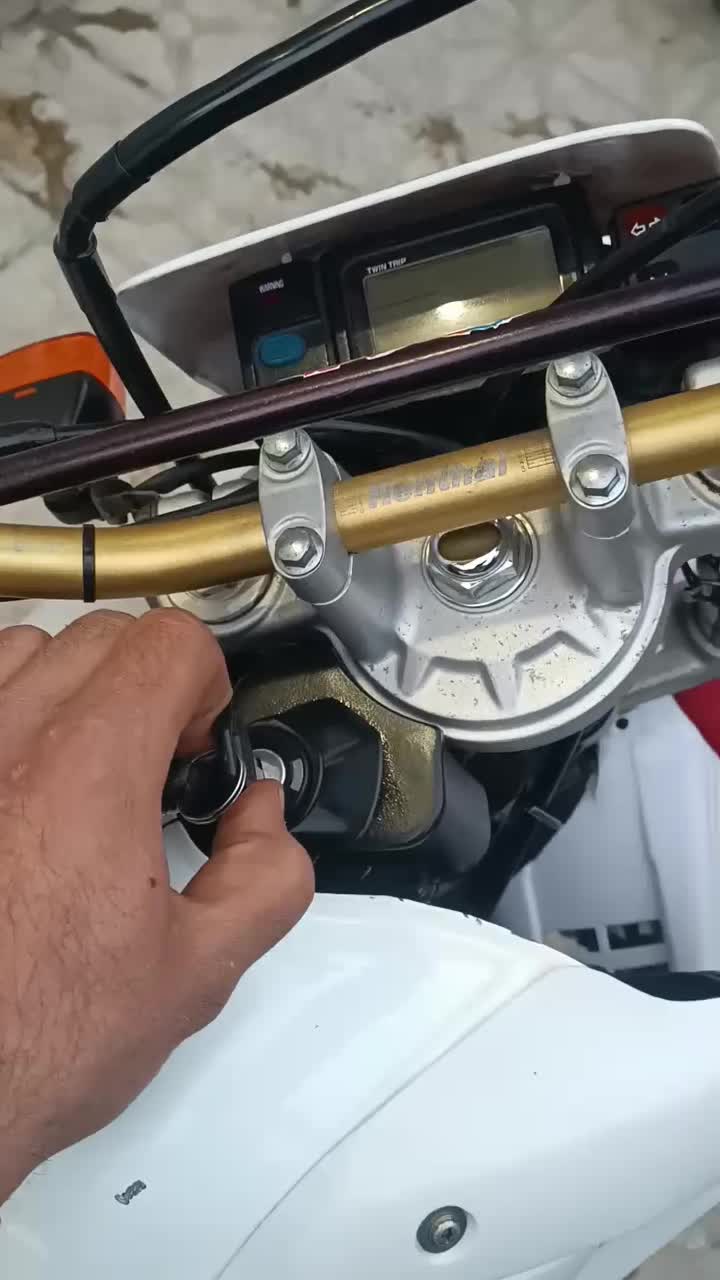 dt.دی تی .لانزا. یاماها.|موتورسیکلت|شیراز, سعدیه جنوبی|دیوار