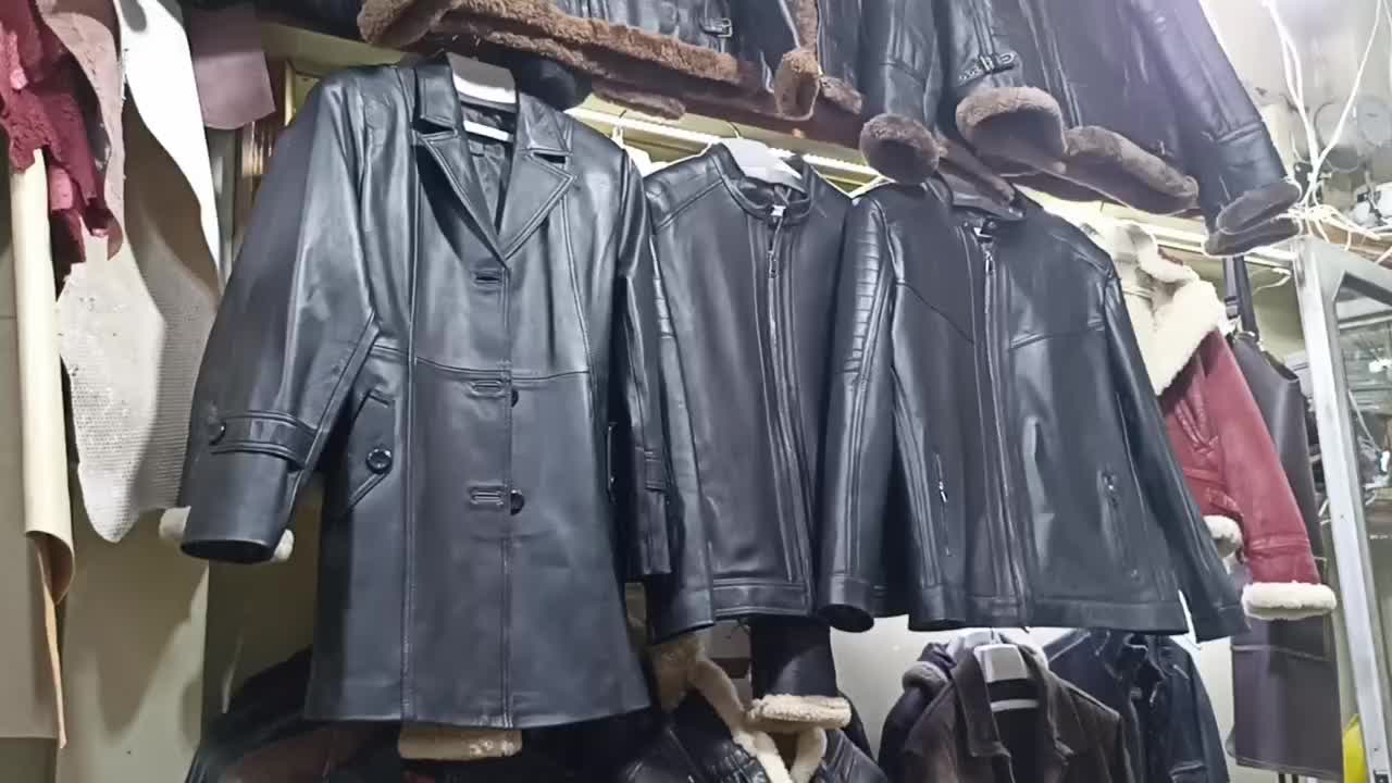 کاپشن چرم مردانه و زنانه ۲۰۲۵|لباس|میانه, |دیوار