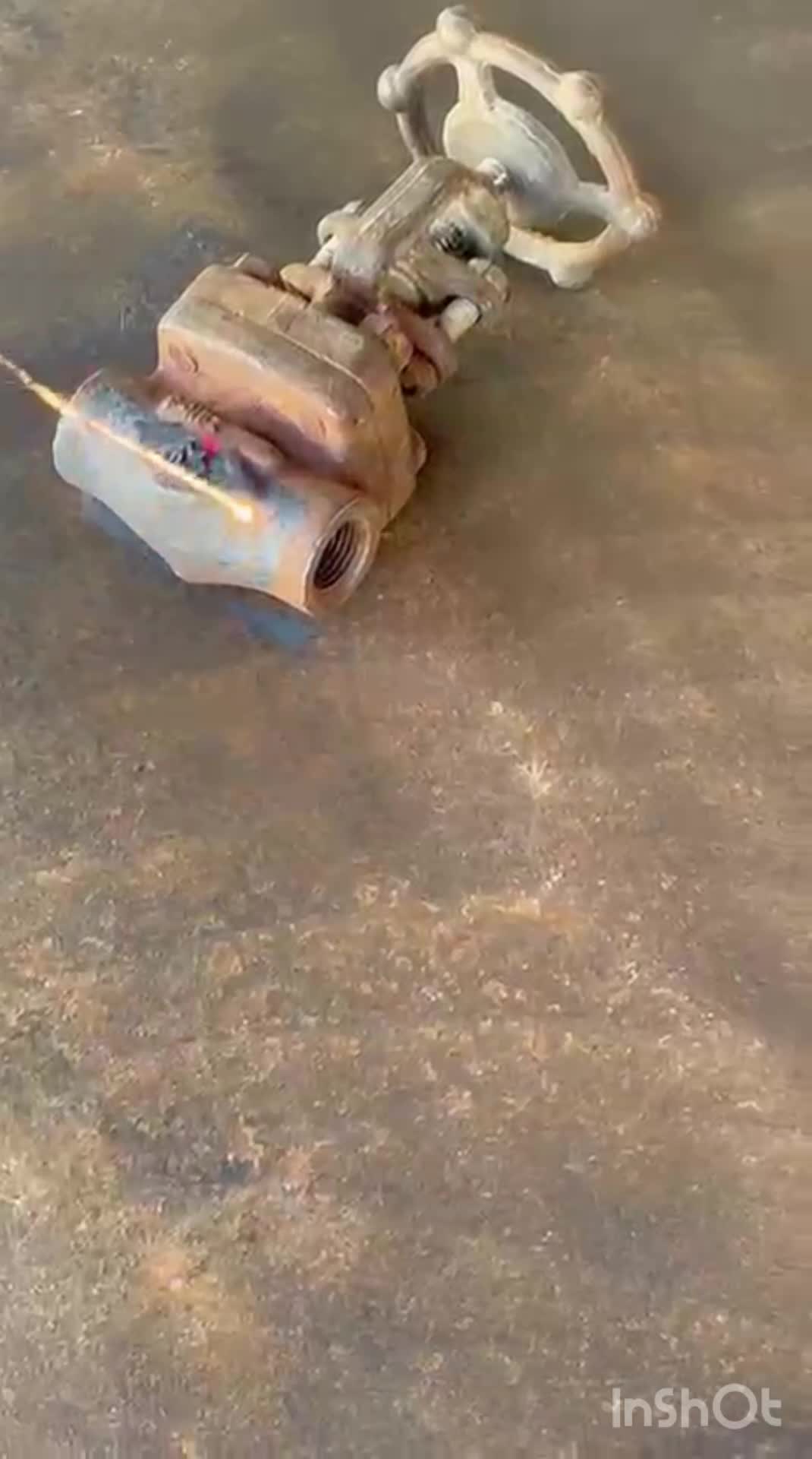 انجام خدمات زنگ زدایی  لیزری جایگزین سندبلاست|خدمات پیشه و مهارت|شیراز, شهرک صنعتی شیراز|دیوار