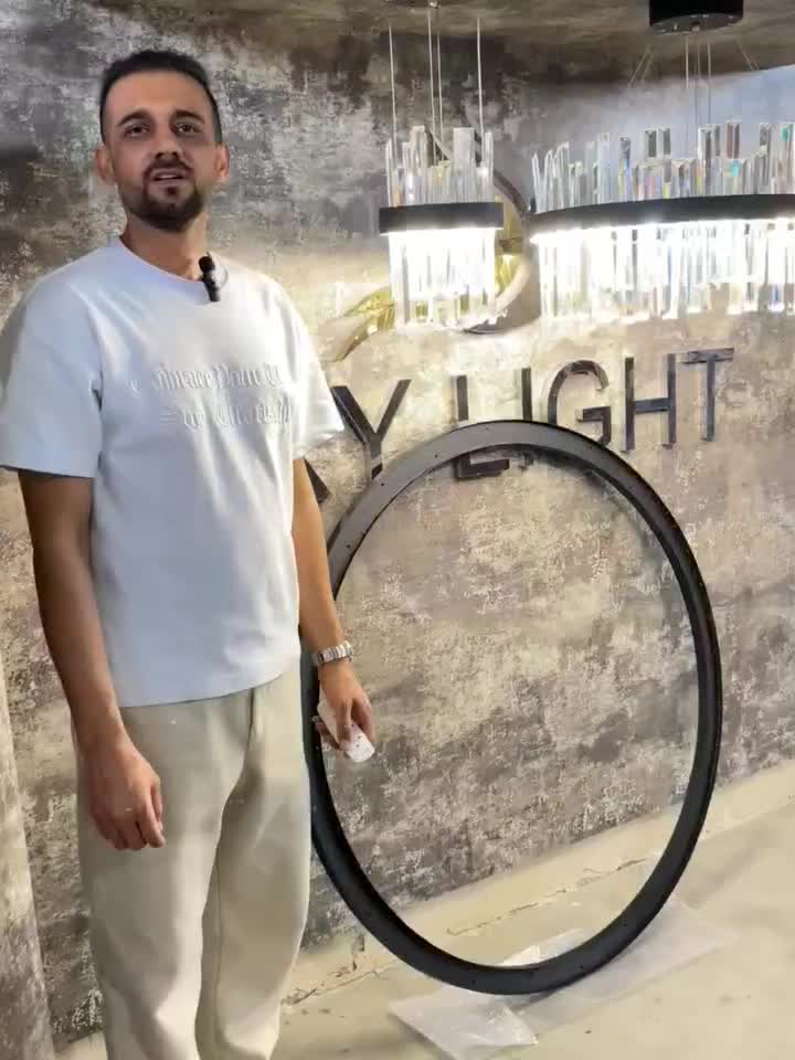 لوستر vs light . لوستر نئوکلاسیک کد 45|لوستر و چراغ آویز|تهران, امام خمینی|دیوار