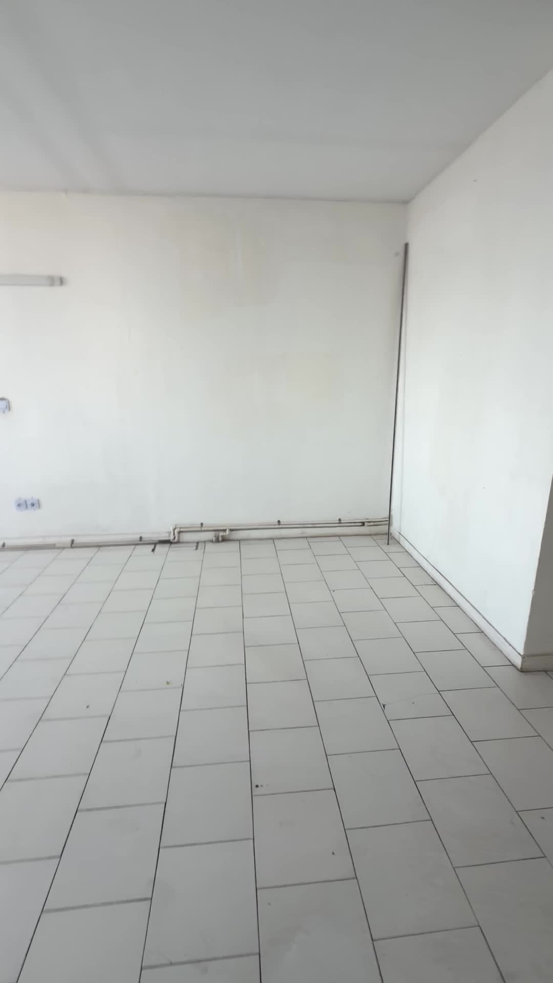 ۷۶ متر به همراه پارکینگ تاپ لوکیشن