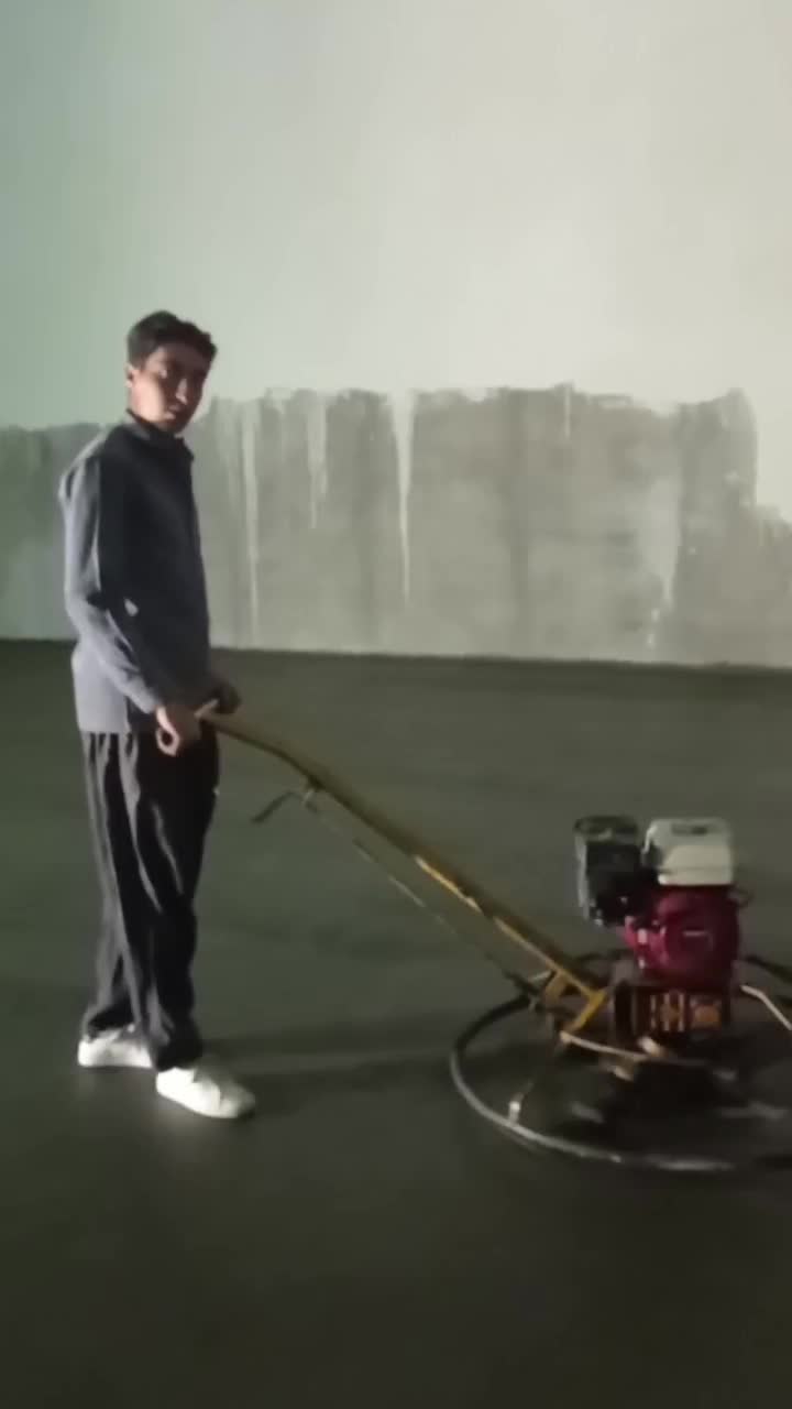 بتن ریزی کف وسقف با ماله پروانه ای با لیز روز|خدمات پیشه و مهارت|مشگین شهر, |دیوار