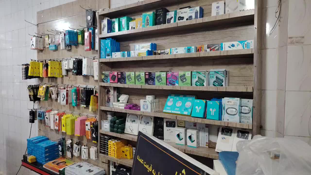 فروش کلیه لوازم جانبی تلفن همراه. اسپیکر ایرپاد|لوازم جانبی موبایل و تبلت|شهرضا, |دیوار