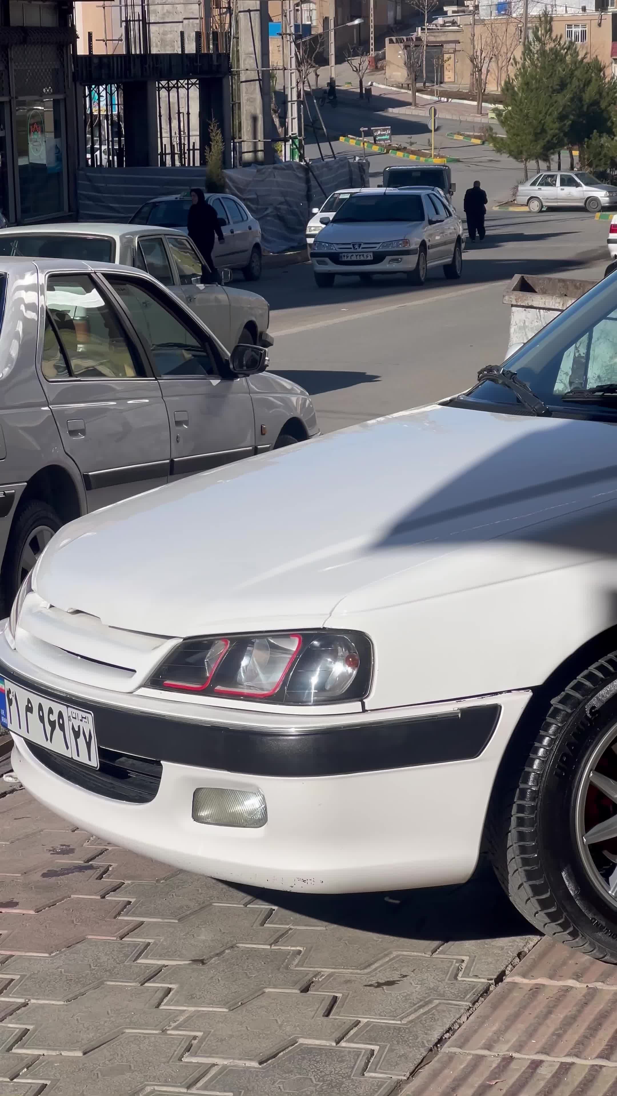 پارس ۱۴۰۰|خودرو سواری و وانت|بانه, |دیوار