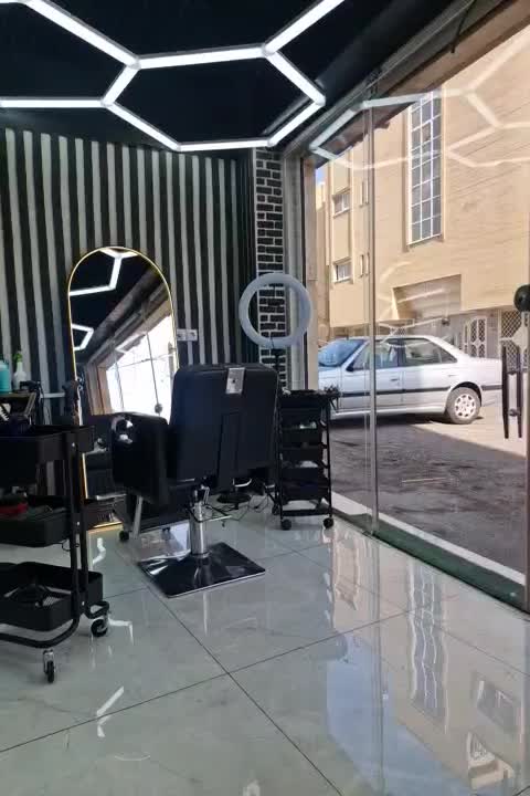 جذب ارایشگر ماهر و نیمه ماهر|استخدام درمانی، زیبایی، بهداشتی|اصفهان, باب الدشت|دیوار