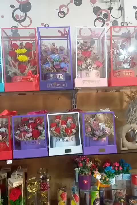 کادویی روز مادر|گل مصنوعی|کاشان, بهشتی|دیوار