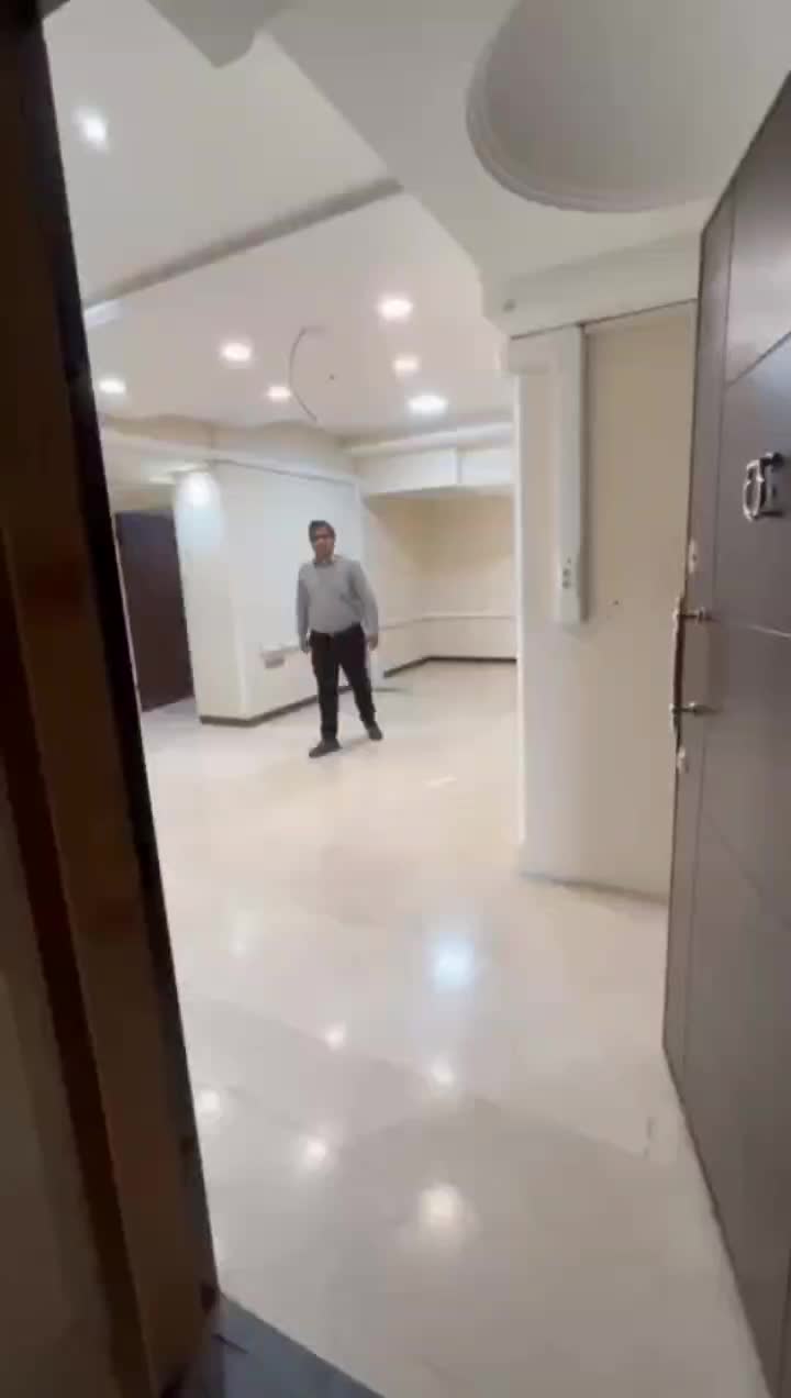 اجاره اداری لوکس ۲۰۰متری بلوار جمهوری|اجارهٔ دفتر کار، اتاق اداری، مطب|یزد, |دیوار