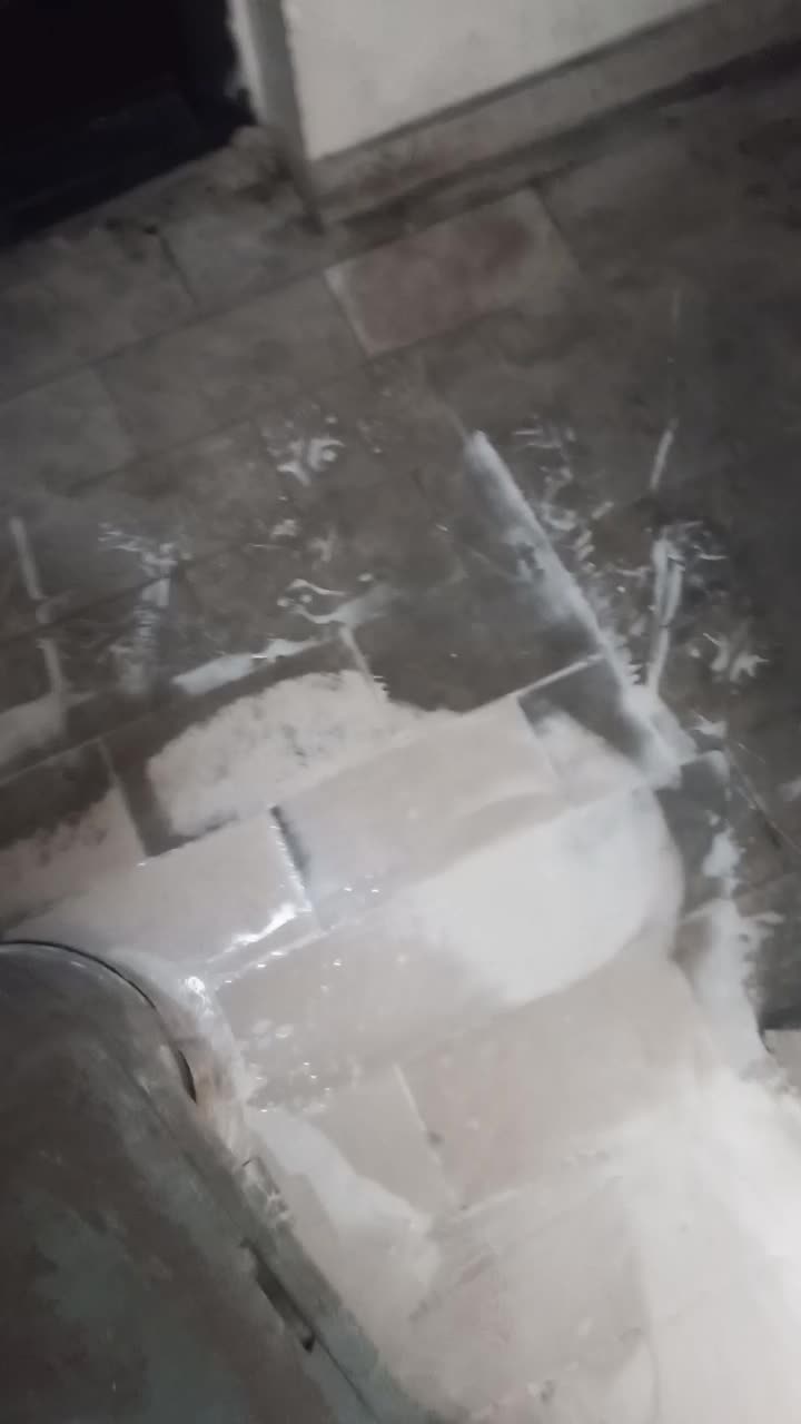 کفسابی سنگسابی کف سابی بتون سنگساب کفساب شتشو کف|خدمات نظافت|قزوین, |دیوار