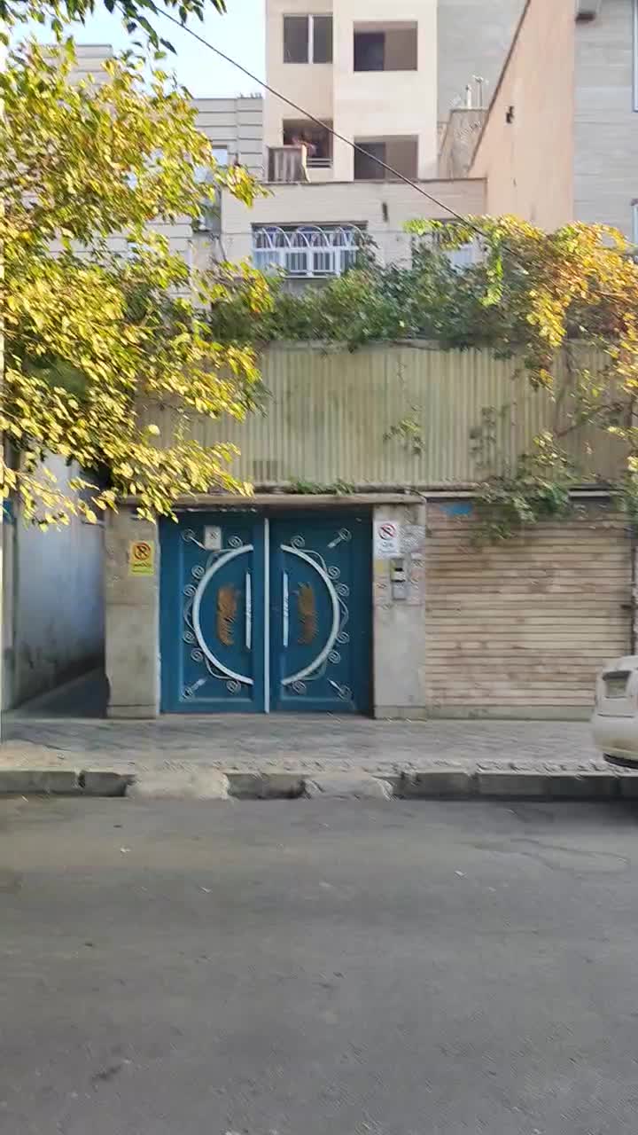 خانه ویلایی.خانه حیاط دار.|فروش زمین و ملک کلنگی|تهران, نازی‌آباد|دیوار