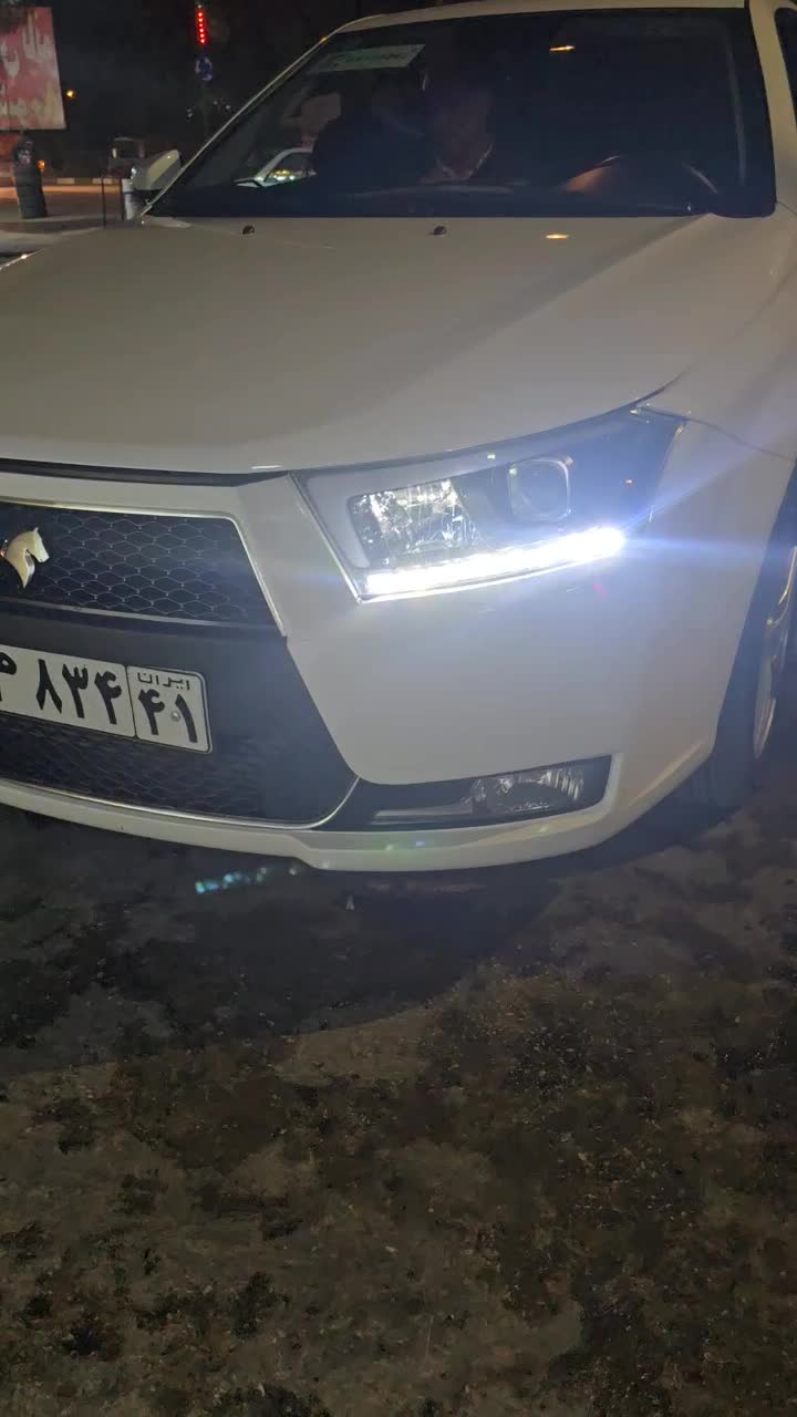 دنا اتومات 1402|خودرو سواری و وانت|بروجرد, |دیوار