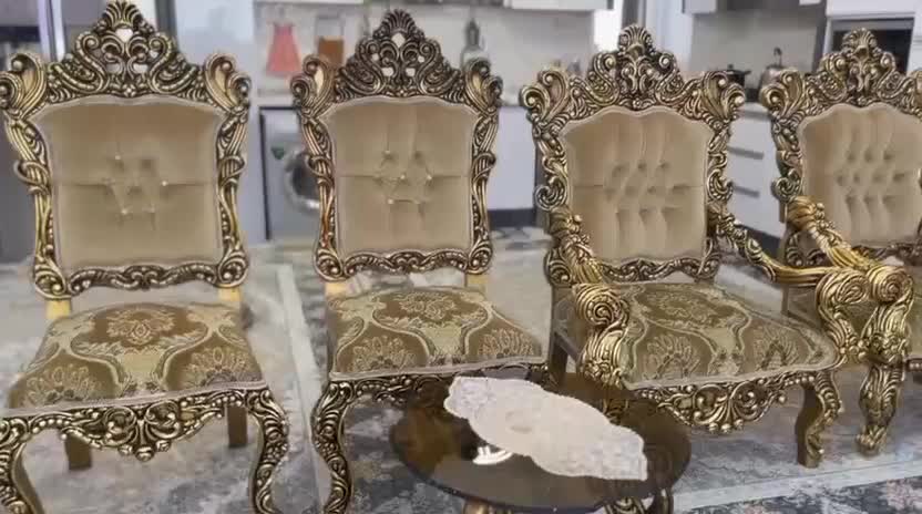 مبل سلطنتی ۱۱ نفره با میز نهار خوری ۶ نفره|مبلمان خانگی و میز عسلی|پردیس, فاز ۸|دیوار