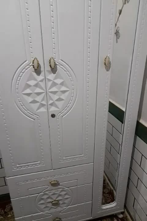 کمد نو همه چیزش سالمه۱۰میلیون تومان|جاکفشی، کمد، دراور|آبدانان, |دیوار