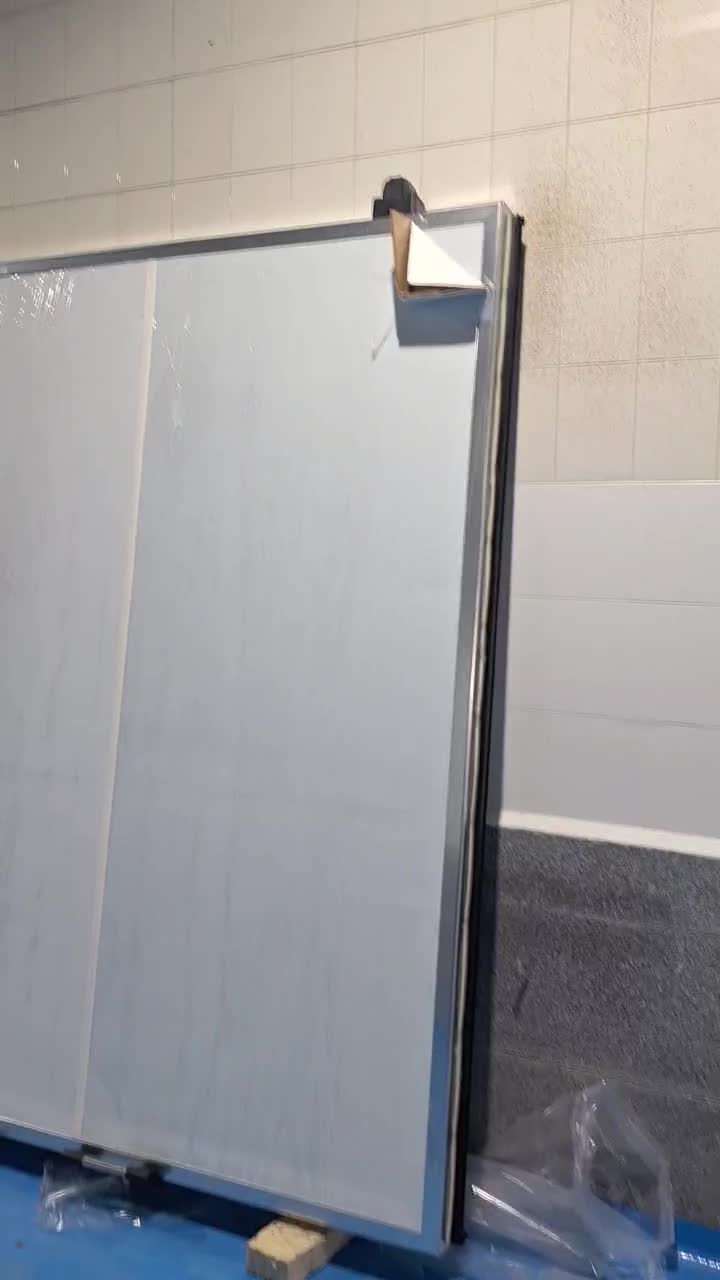 درب ریلی سردخانه کشتارگاهی|ماشینآلات صنعتی|تبریز, |دیوار