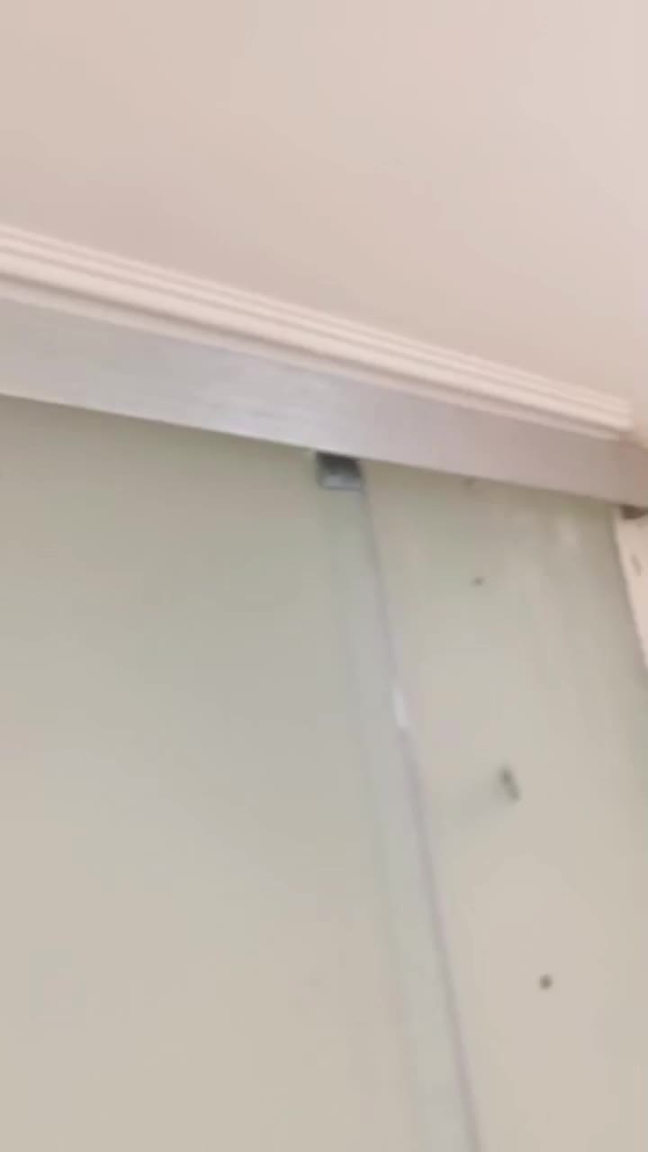 نصب تعمیر شیشه سکوریت و درب کرکره ای برقی|خدمات پیشه و مهارت|شیراز, سفیرشمالی|دیوار