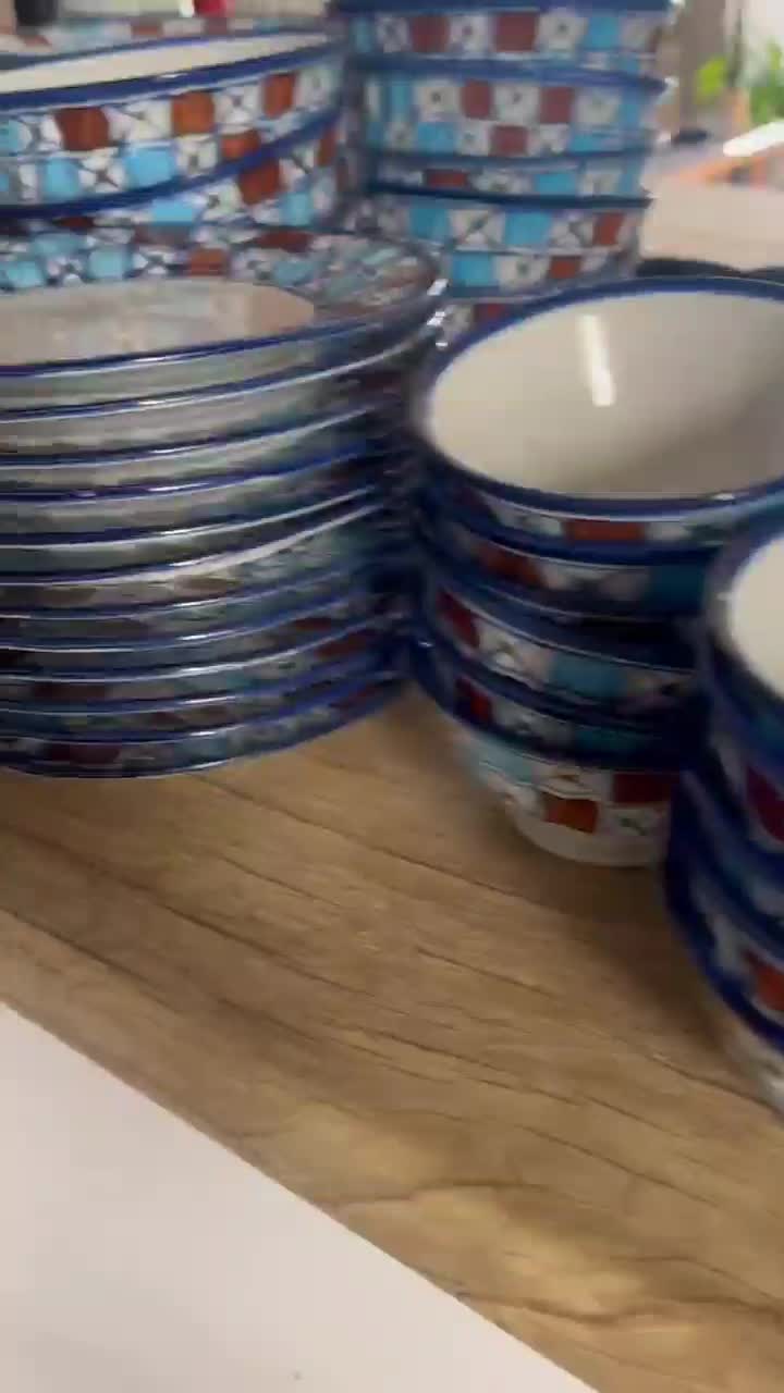 سرویس ۱۲نفره مروارید میبد|ظروف سرو و پذیرایی|گرمدره, |دیوار