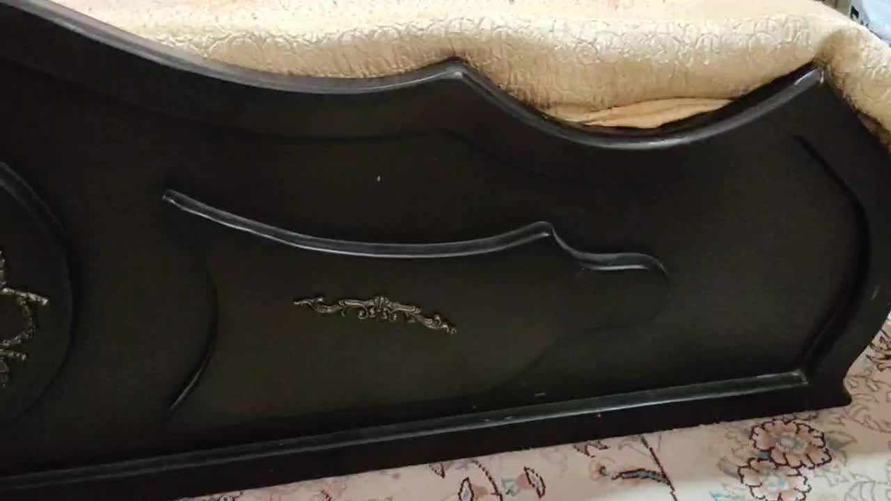 تخت خواب دو نفره چوبی|تخت و سرویس خواب|کاشمر, |دیوار