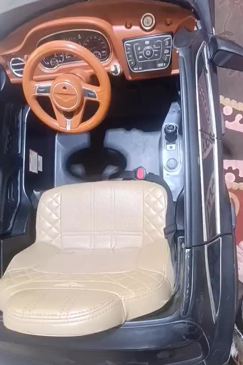 ماشین شارژی بنتلی|اسباب‌‌بازی|قرچک, مهدیه|دیوار