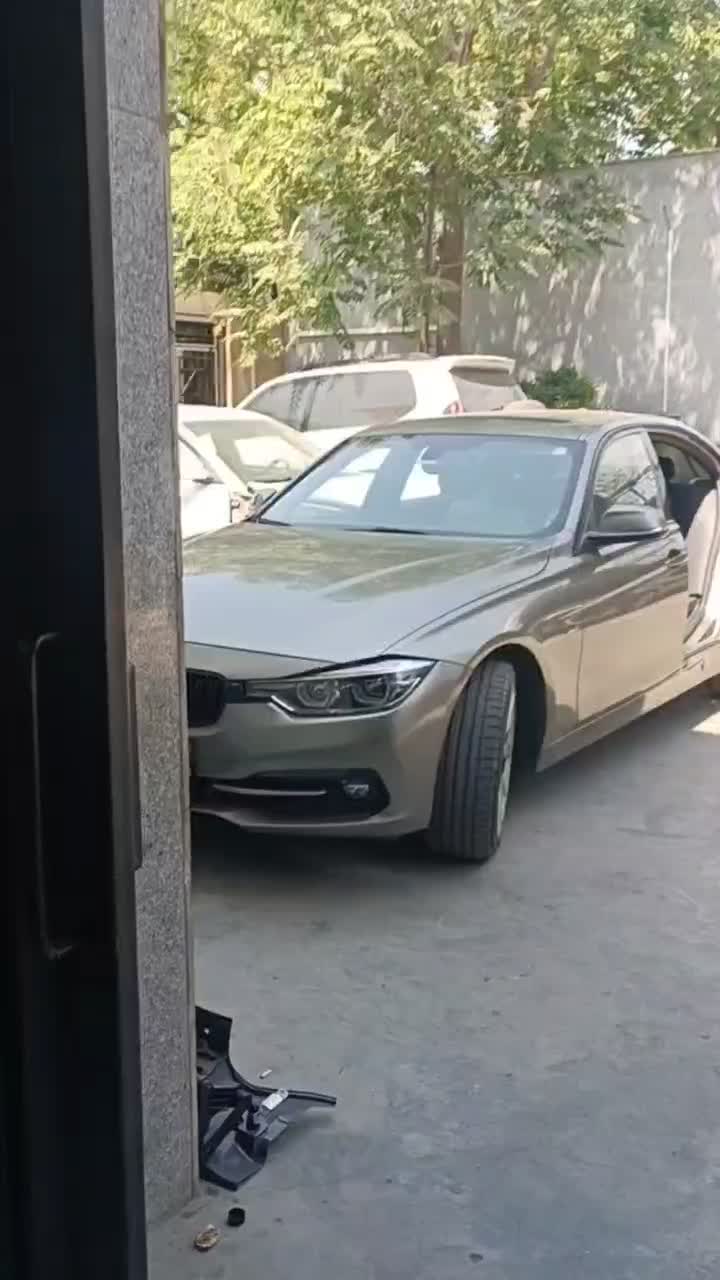 نقاشی و لیسه گیری انواع رنگ ها|خدمات موتور و ماشین|تهران, خاک سفید|دیوار