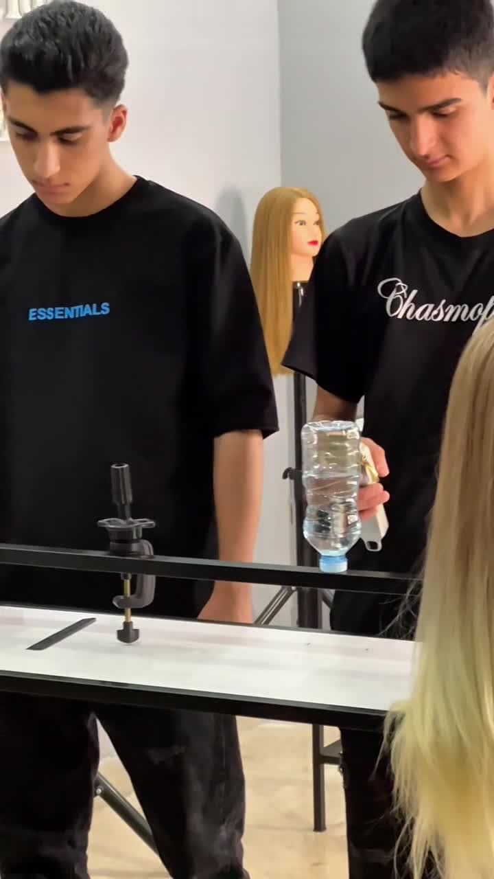 آموزش ارایشگری بامدرک معتبر فنی حرفه ای (آموزشگاه)|خدمات آموزشی|مشهد, انقلاب|دیوار