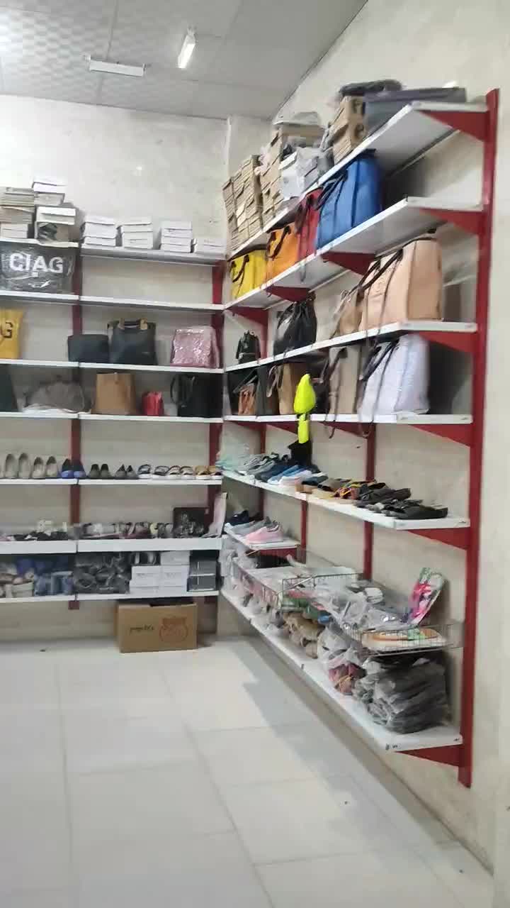 فروش مغازه خرازی بدلیجات کیف و کفش|فروش مغازه و غرفه|سراوان, |دیوار