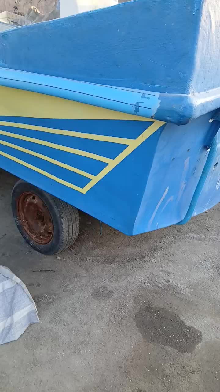 یک عددتشت خالی صیادی ۲۳فود یخچالی صفر|قایق و سایر وسایل نقلیه|بندرعباس, |دیوار