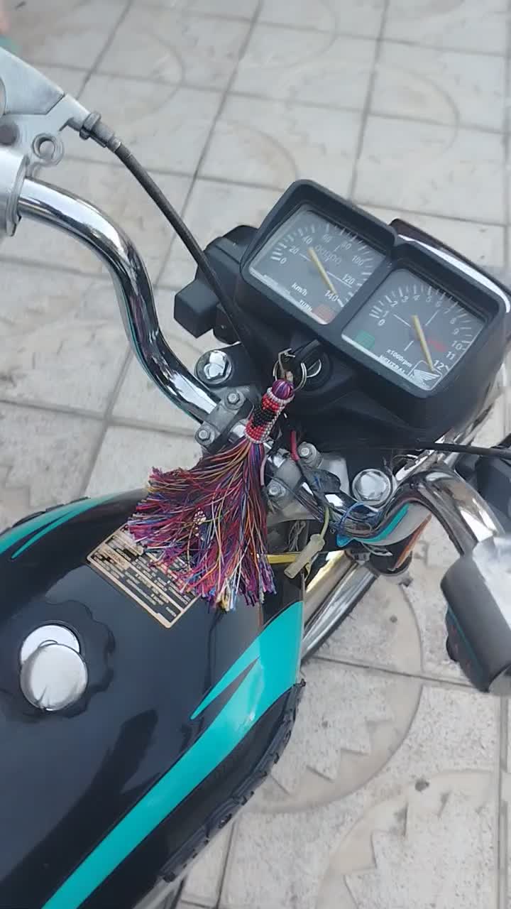 موتور هوندا  125 تلاش|موتورسیکلت|اسلام‌‌آباد غرب, |دیوار