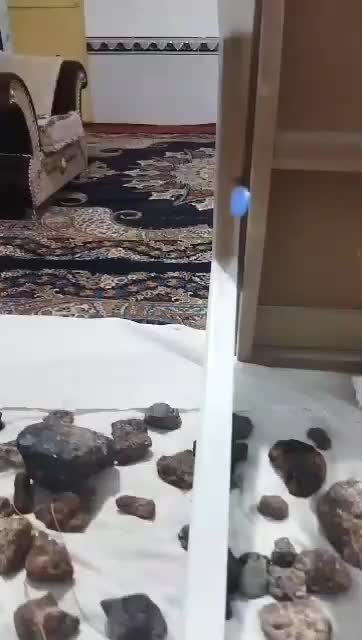 شهاب سنگ|کلکسیون اشیاء عتیقه|جهرم, |دیوار