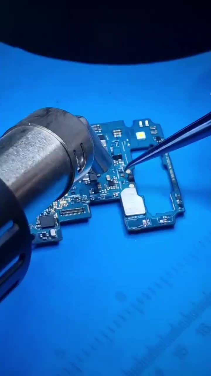 مرکز تخصصی سخت افزار ، نرم افزار و فروش موبایل|خدمات رایانه‌ای و موبایل|قم, باسکول|دیوار