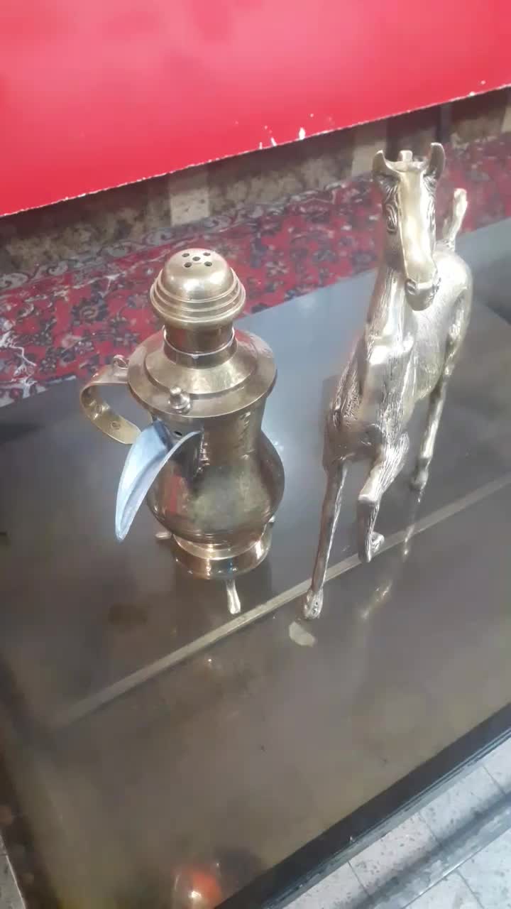 یک اسب برنز ومشقوه|مجسمه، تندیس، ماکت|تبریز, |دیوار