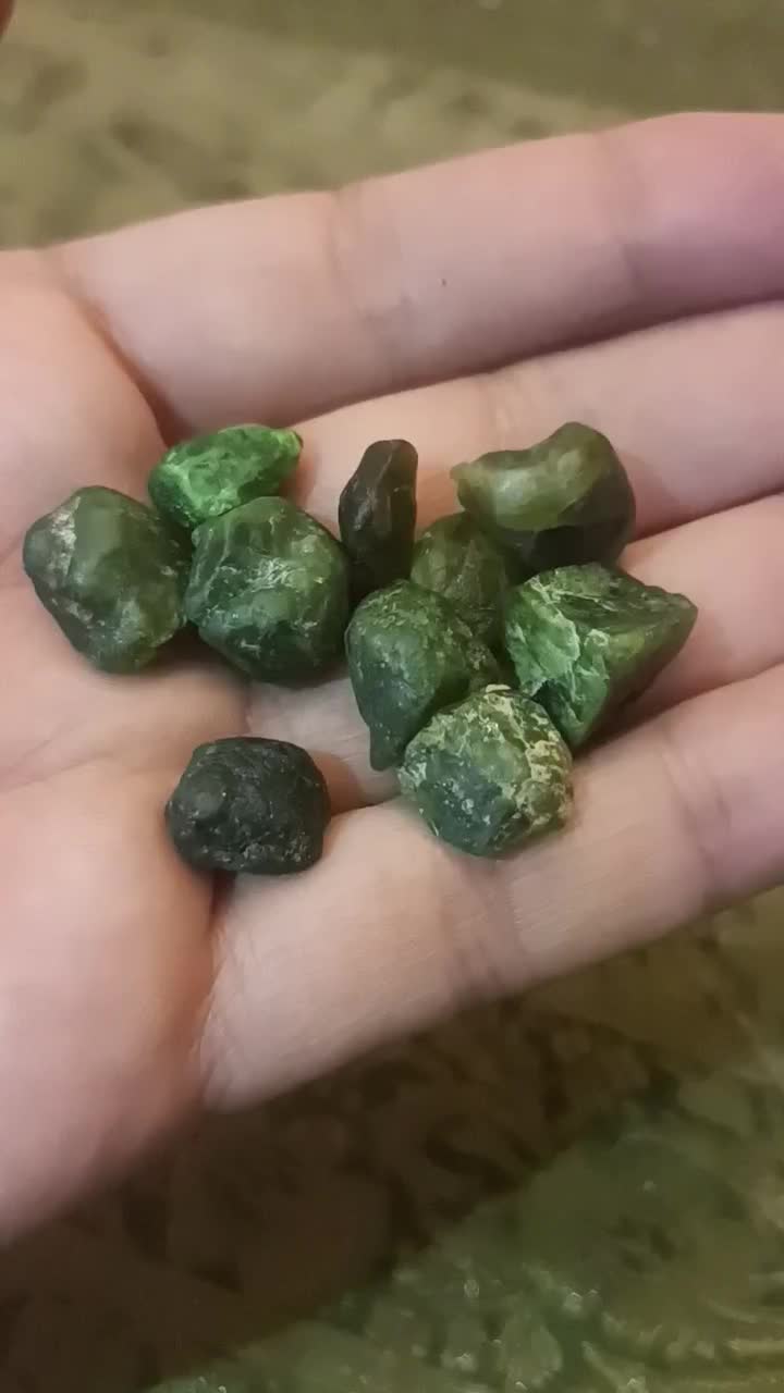 گارنت دمانتویید کرمان|جواهرات|تهران, شهرک بوعلی|دیوار