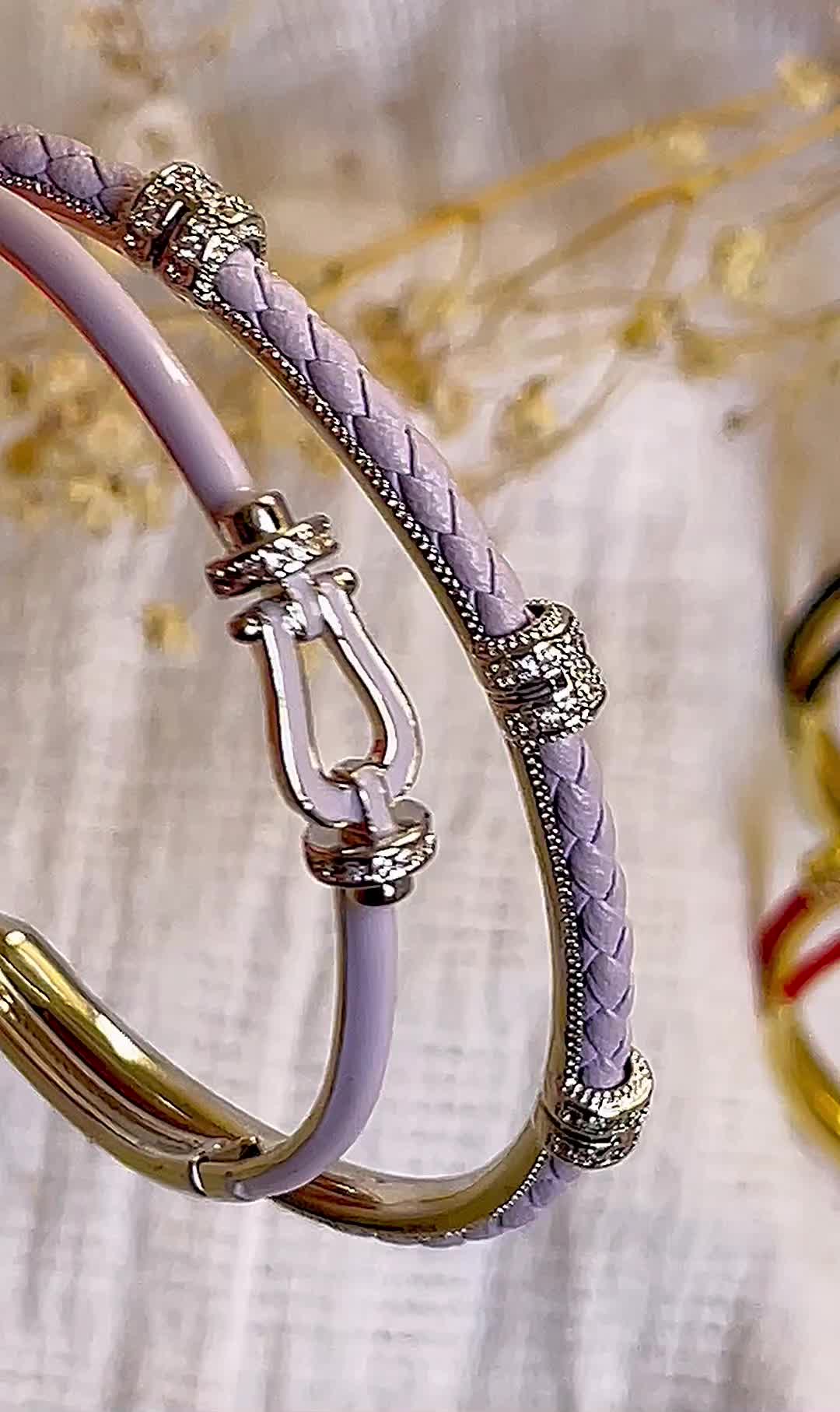 تعدادی دستبند شیک و نو ترند دخترانه|بدلیجات|تهران, مهرآباد|دیوار