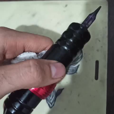 دستگاه تتو بدن و ترانس|آرایشی، بهداشتی، درمانی|رشت, یخسازی|دیوار