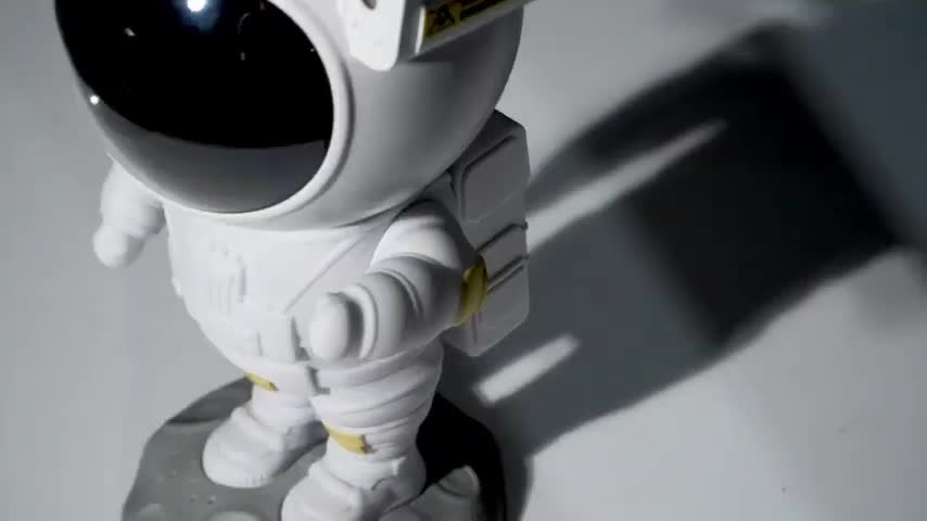 چراغ خواب فضانورد ایستاده اسپیکر دار|ریسه و چراغ تزئینی|مشهد, توس (بلوار توس)|دیوار